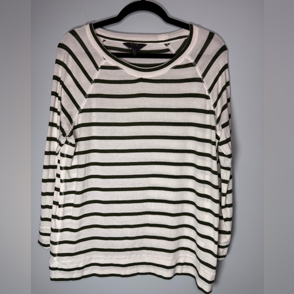 Mix by 41 Hawthorn Green and White Striped Long Sleeve lightweight sweater